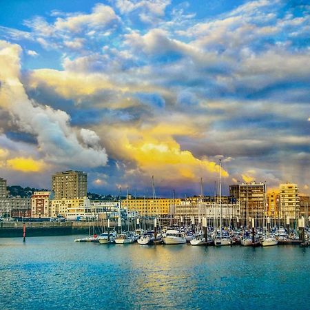 Appartement Agreable Et Confortable Pour 4 Personnes Le Havre Kültér fotó