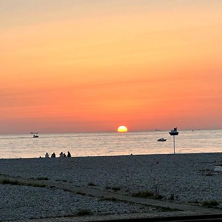 Appartement Agreable Et Confortable Pour 4 Personnes Le Havre Kültér fotó
